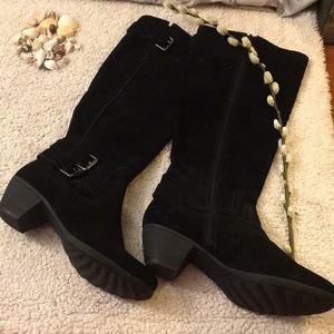 EASY SPIRIT BLACK LEATHER BOOTS
